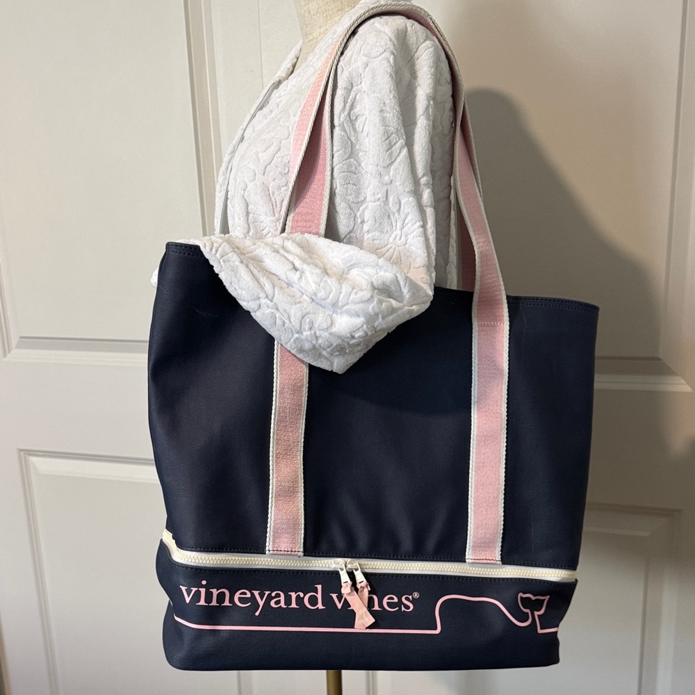 Vineyard Vines beach tote